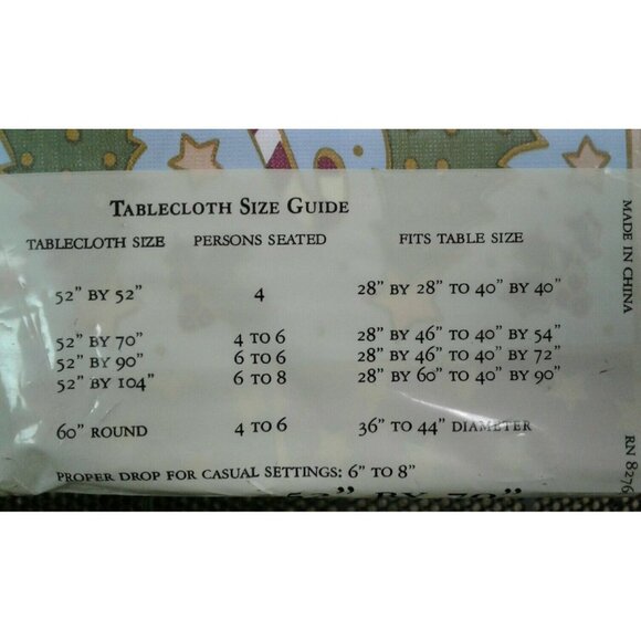 Sultans Linens 52" X 70" Tablecloth Christmas Holiday Vinyl Flannel Back NEW - Picture 3 of 7